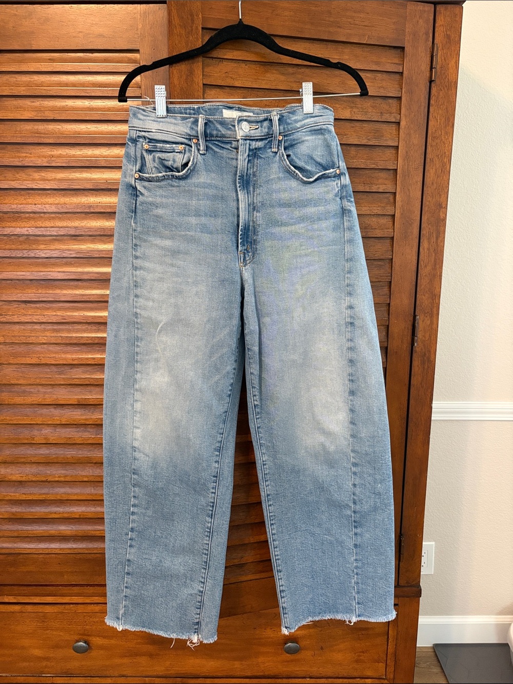 MOTHER Half-Pipe barrel Jean in ‘I Confess' - Picture 2 of 5
